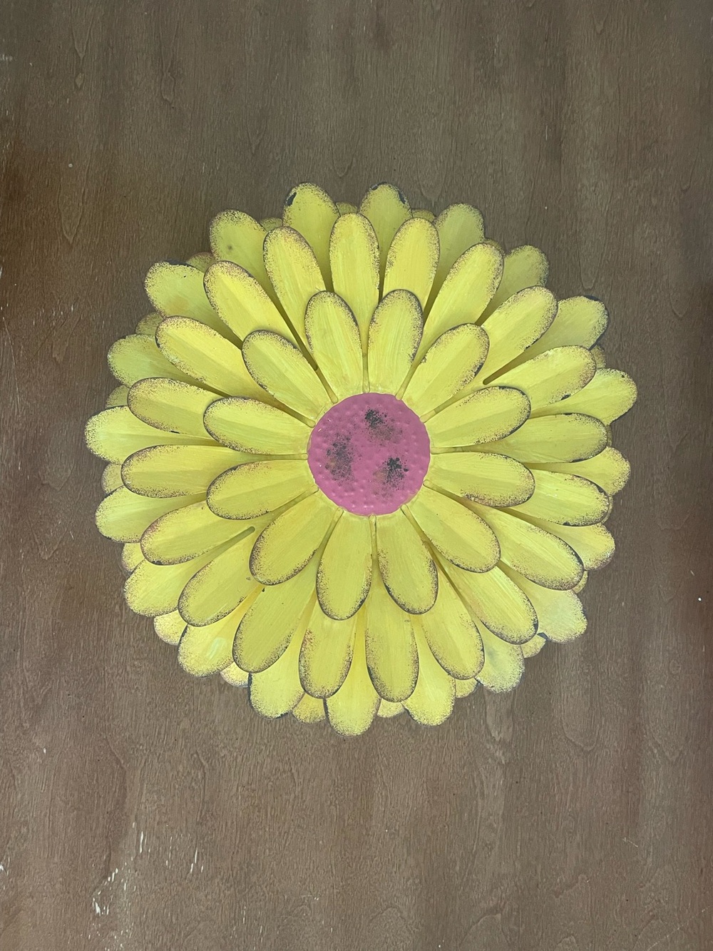 Metal floral wall hanging